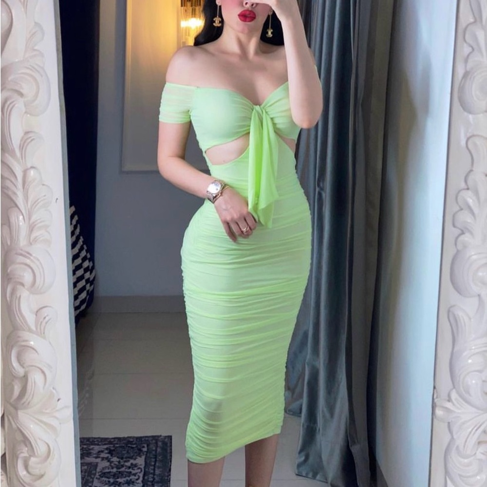 tight green dress